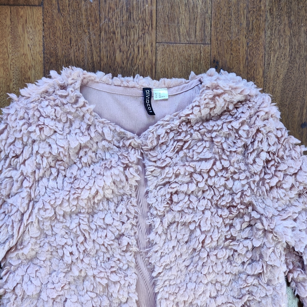 H&M|| Light Lilac fluffy/ teddy jacket Size XS - Picture 2 of 11